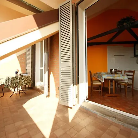 Sinfonia Apartment