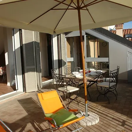 Apartment Sinfonia *